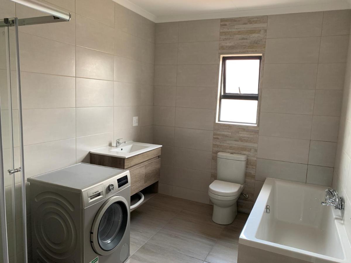 Elephant House, 2 Bedroom House, Next To Pilanesberg And Sun City Mogwase Εξωτερικό φωτογραφία