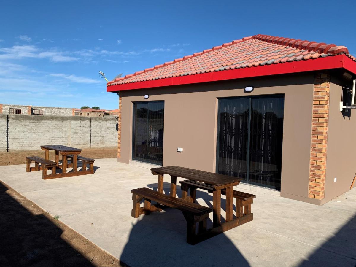 Elephant House, 2 Bedroom House, Next To Pilanesberg And Sun City Mogwase Εξωτερικό φωτογραφία
